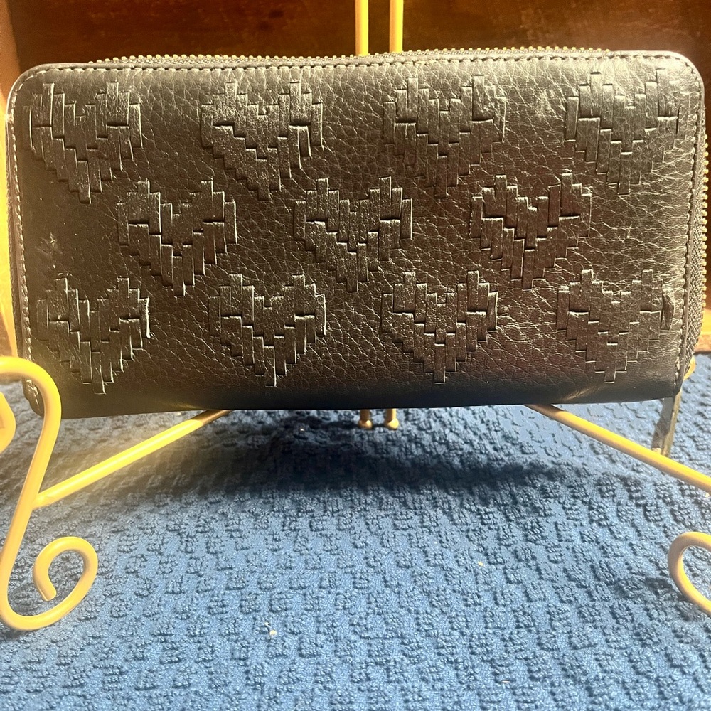 Fossil Black Leather Heart Pattern Wallet
